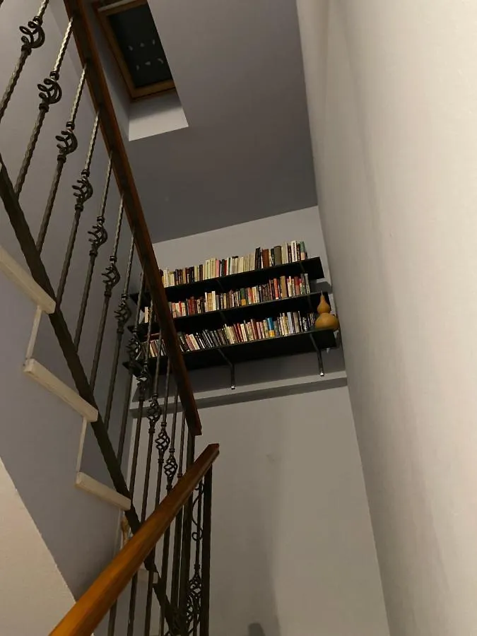 Juran Old Town Apartment Sukosan